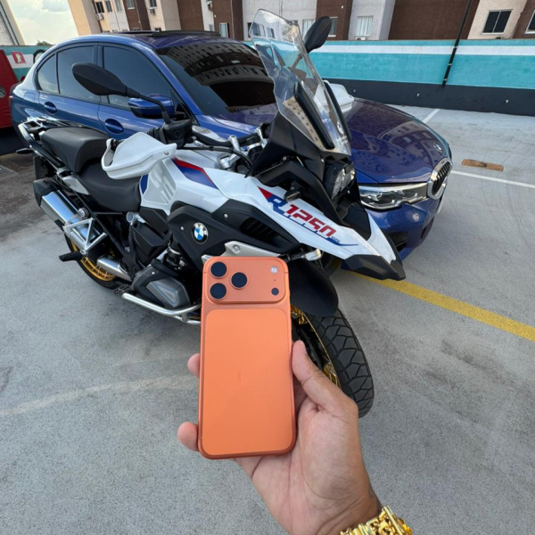 iPhone 17 pro max ou 9k